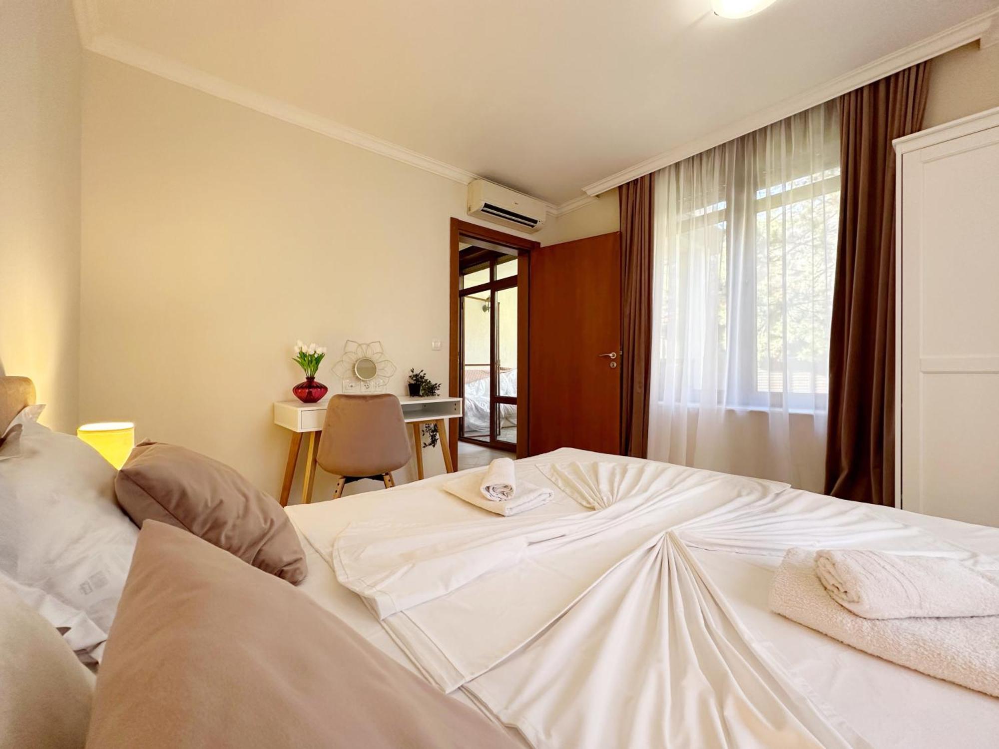 Sm Lovely Apartments On The First Line In Sozopol Chambre photo